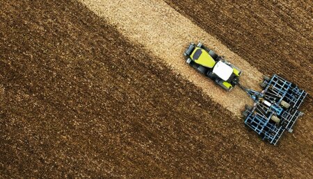 CEMOS llega a los tractores grandes y sistémicos XERION de CLAAS