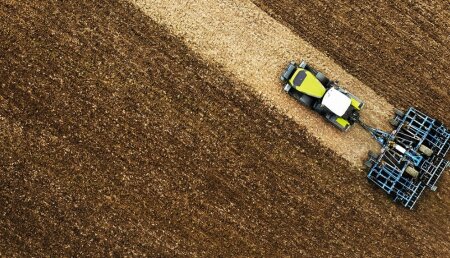 CEMOS llega a los tractores grandes y sistémicos XERION de CLAAS