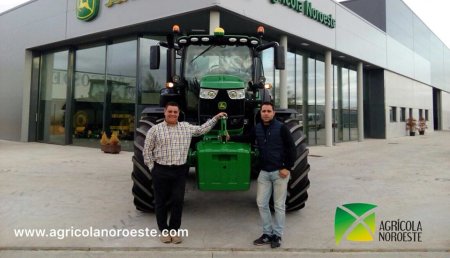 Agrícola Noroeste entrega John Deere 6195R a Jaime Bausela  en Castroverde de Campos