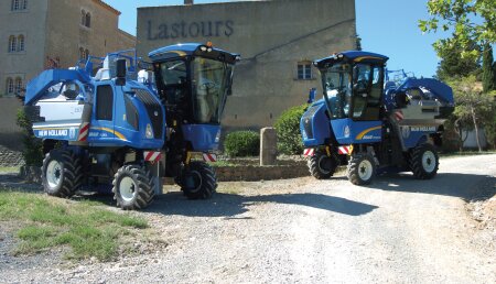 New Holland recibe la medalla de oro SITEVI a las características  de salubridad avanzadas de la Blue Cab 4 en tractores especiales  y la nueva gama compacta de vendimiadoras