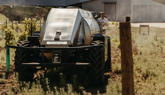EL GOFAR TOUR LLEGA A ESPAÑA: LA ROBÓTICA AGRÍCOLA TOMA EL PROTAGONISMO EN EL JOHN DEERE PARLA INNOVATION CENTER