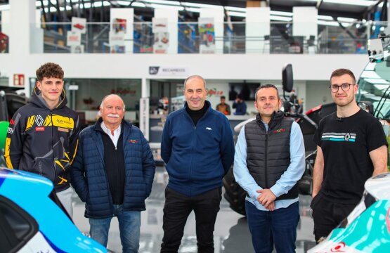 Maxideza se une como patrocinador del equipo FGA Junior Team