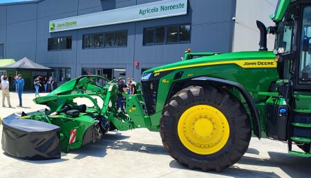 Agrícola Noroeste estrena centro en Santa Comba