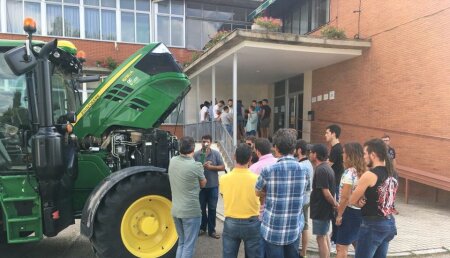 Agrícola Castellana a estado en INEA - Escuela Universitaria de Ingeniería Agraria de Valladolid en el curso de Gestión de Maquinaria impartido por Pedro Cernuda