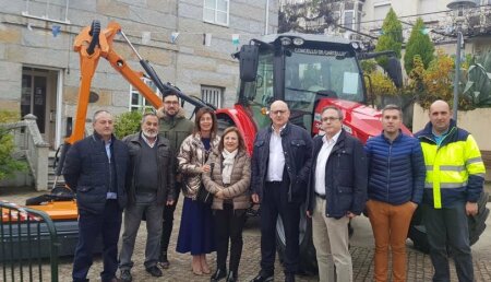 Agrícola Suárez entrega Massey Ferguson y ROUSSEAU en el Concello de Cartelle