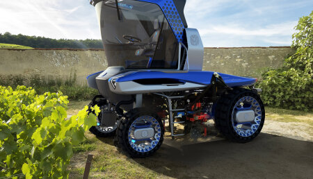 New Holland descubre el concepto de tractor zancudo (Straddle Tractor Concept) para viñedos estrechos en SITEVI 2021