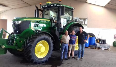 Agricola Castellana Entrega JOHN DEERE 6175R a Carlos Gutiérrez Argueso, de Becerril del Carpio (Palencia)