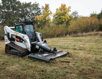 Bobcat amplía sus productos para las tareas de limpieza y mantenimiento de verano 