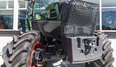 Maquinaria Agrícola Liste entrega a José Marcelino García el nuevo tractor Fendt 210 P