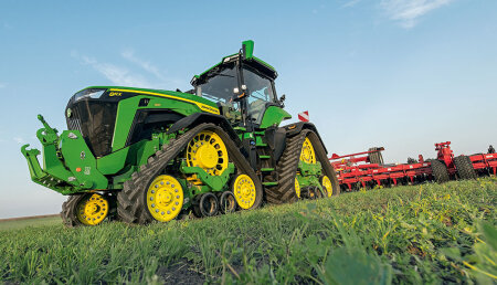 NUEVOS TRACTORES JOHN DEERE SERIE 8R  EL PODER DE TRES