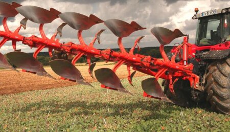 El tradicional arado de vertedera se suma a la agricultura de precisión gracias a Kuhn