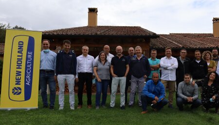 New Holland se afianza en el liderato de la recolección en España