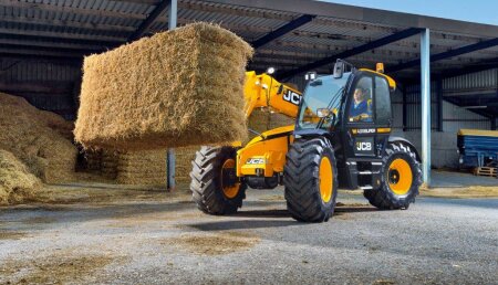 Las nuevas manipuladoras telescópicas JCB Serie III y el Fastrac 8000 en DEMOAGRO 2019