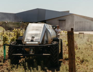 EL GOFAR TOUR LLEGA A ESPAÑA: LA ROBÓTICA AGRÍCOLA TOMA EL PROTAGONISMO EN EL JOHN DEERE PARLA INNOVATION CENTER