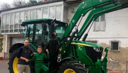 Agrícola Castellana entrega JOHN DEERE 6115MC en Cañeda (Santander) a Amalia López