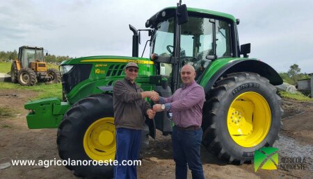 Agricola Noroeste entrega John Deere 6130M a Ganaderia Simval en Rodeiro(Pontevedra)