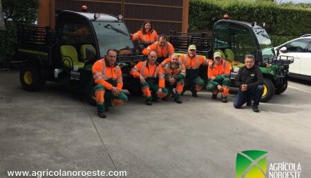 Agrícola Noroeste  entrega John Deere GATOR TE- ELECTRICO a EMULSA Medioambiente. Ayuntamiento de Gijón