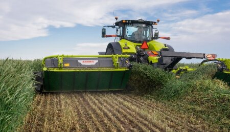 CLAAS DISCO 9700 RC AUTO SWATHER: El especialista para grandes volúmenes de forraje y un acondicionado cuidadoso 
