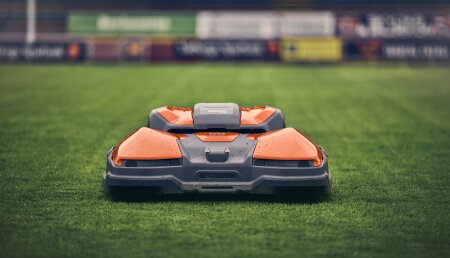 Husqvarna CEORA™, una nueva era en el cuidado del césped profesional