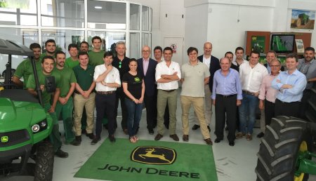 John Deere premia al concesionario MASUR AGRÍCOLA, S.L.U. por su plan de marketing de posventa