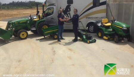 Agrícola Noroeste entrega a Espacios Verdes  Pazo de Lis Sport Horses en Silleda 