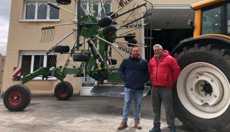 Agrícola Patricio entrega fendt Former 8055PRO a  Emilio de ganadería Casa Manolon S.C 