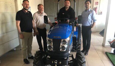 VISITA DEL DELEGADO COMERCIAL DE LOS TRACTORES SOLIS PARA ESPAÑA A CATALUÑA Y A LA COMUNIDAD VALENCIANA.