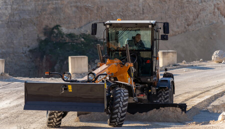 CASE Construction Equipment presenta la nueva Serie D de motoniveladoras