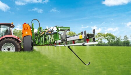 Nuevos pulverizadores suspendidos UF 1002 y UF 1302