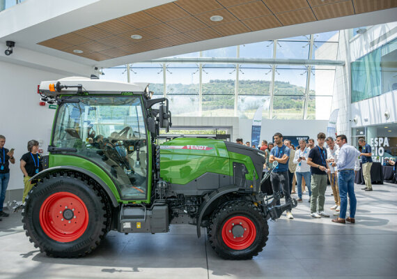 Fendt presenta en España el primer tractor eléctrico producido en serie