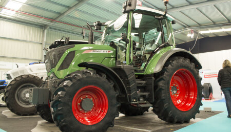 El Fendt 313 Vario S4 se corona “Tractor de España 2016”