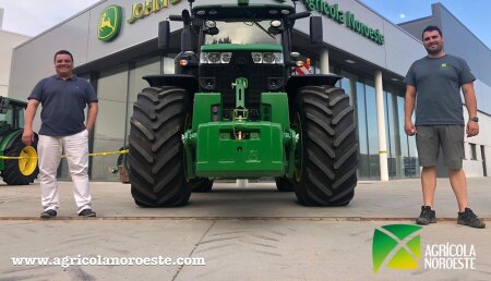 Agrícola Noroeste entrega John Deere 8295R a Raul