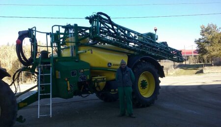 Agrícola Castellana  Entrega de pulverizador JOHN DEERE M952I de 28 metros a los hermanos Rafael y Luis García Cuesta, de Osorno (Palencia)