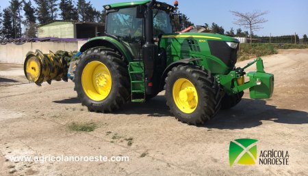 Agricola Noroeste entrega John Deere 6175R a la explotación SAT Perilla - Santa Comba ( A Coruña)