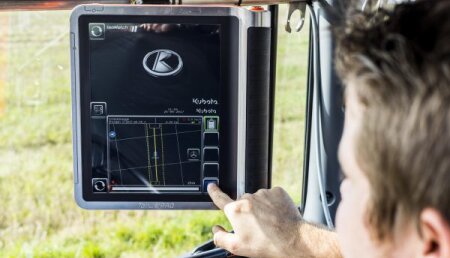 KUBOTA INTRODUCE EL NUEVO SISTEMA ISOMATCH AUTODRIVE-E