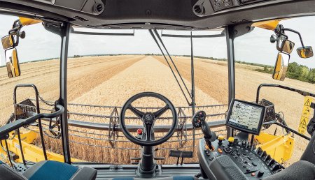 La cosechadora New Holland CR Revelation mejora su potencia y sube el listón en términos de eficiencia, productividad y calidad de grano.