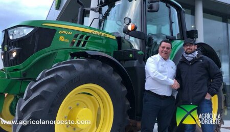 Agrícola Noroeste entrega John Deere 6130R  a Elias 