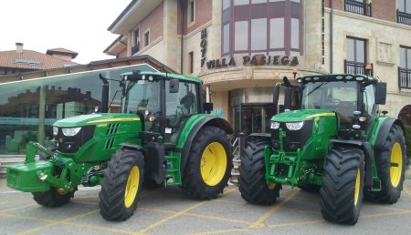 Demostración de Comercial Agricola Castellana en Cantabria con tractores JOHN DEERE y con la colaboración de Michelin y Neumáticos Hoznayo.