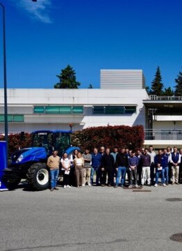 La New Holland Academy de IEFP aborda la escasez de técnicos en mecanización agrícola.