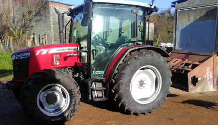 Agricola Suárez entraga MASSEY FERGUSON 4709 