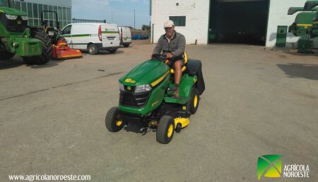 Agrícola Noroeste  entrega John Deere MINITRACTOR X350R a Técnica Verde