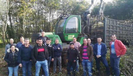 Fearmaga organizó un curso formativo de uso y mantenimiento de tractores dirigido a trabajadores del sector forestal