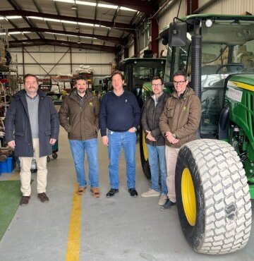 Deltacinco refuerza la digitalización de la flota de tractores de Laziturri con la tecnología JDLink™ de John Deere