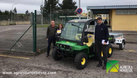 Agrícola Noroeste Entragado el Gator John Deere 6x4 en el Centro Penitenciario de Villabona