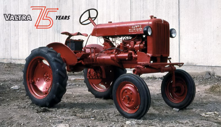 75 Años de innovación de Valtra, Farmer-First Tractors