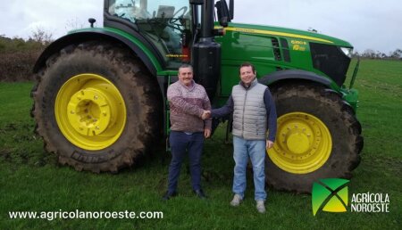 Agrícola Noroeste entrega a Sat Vila Albores John Deere 6250R