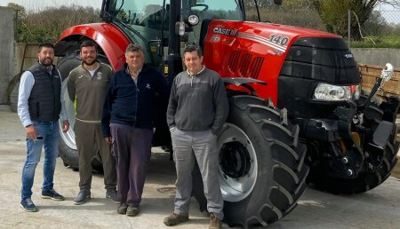 Agricola Calvo entrega  CASE IH puma 140  a SDAD COOP DEL CAMPO LAMABOA en Lamaboa ( Lugo )