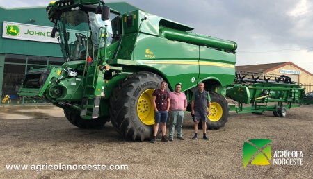 Agrícola Noroeste entrega cosechadora John Deere S700